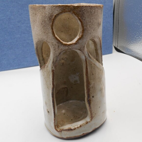 LUMIMARY ANGEL CANDLE HOLDER CERAMIC STUDIO POTTERY CYLINDRICAL OFF-WHITE HANDMA - Picture 11 of 11